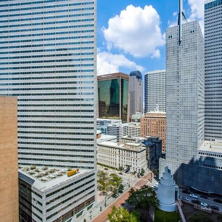 22Nd Fl Bold Cozysuites With Pool, Gym Dallas Exteriér fotografie