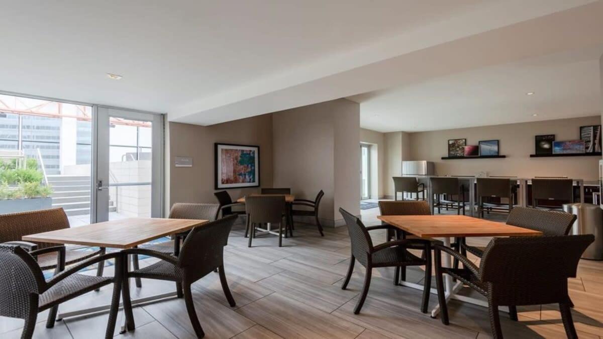 22Nd Fl Bold Cozysuites With Pool, Gym Dallas Exteriér fotografie